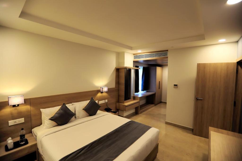 Pp Residency Hotel Covelong Exterior photo